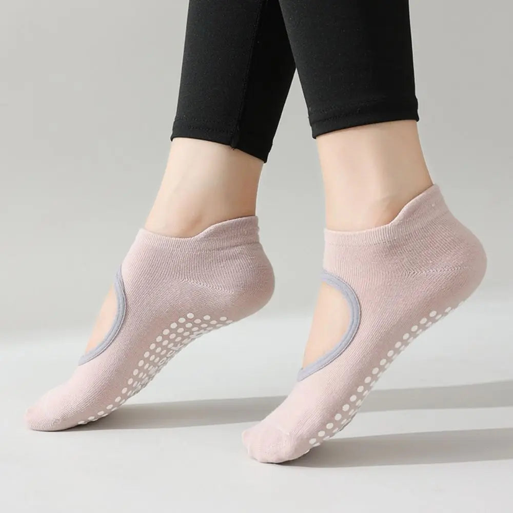 Comfortable Silicone Non Slip Yoga Socks Breathable Elastic Sports Socks Backless Pilates Socks Ladies