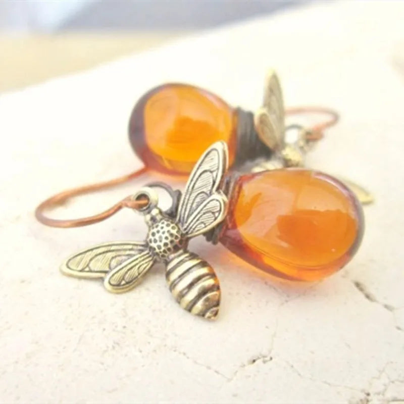 Fashion Women Cute Animal Champagne Crystal Bee Crystal Earrings Engagement Earrings for Women Bohemian Jewelry Party Gifts Fall Autumn Holiday