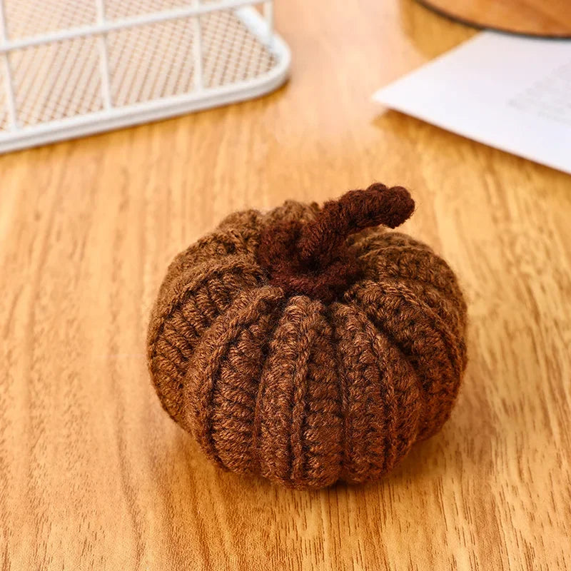 Hand-knitted Simulated Pumpkin Halloween Party Decoration Ornament Wool Pumpkin Props Home Decor Figurines Gifts Crafts