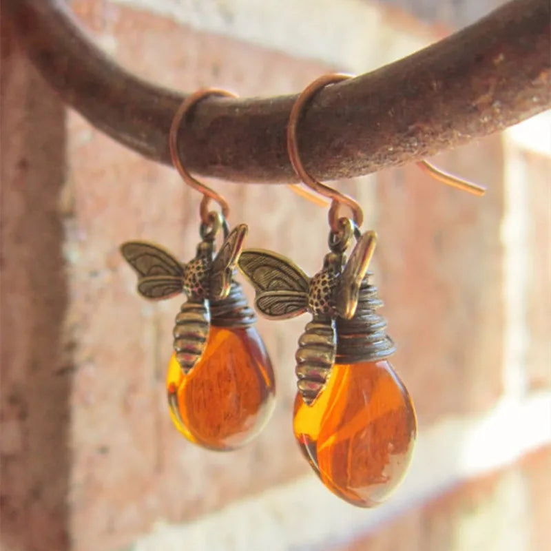 Fashion Women Cute Animal Champagne Crystal Bee Crystal Earrings Engagement Earrings for Women Bohemian Jewelry Party Gifts Fall Autumn Holiday