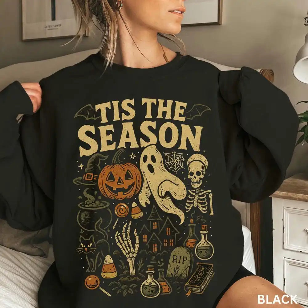 Retro Halloween Sweatshirt Tis' the Season Vintage Halloween Aesthetic Pumpkin Ghost Fleece Sweatshirt Y2K Unisex Streetwear