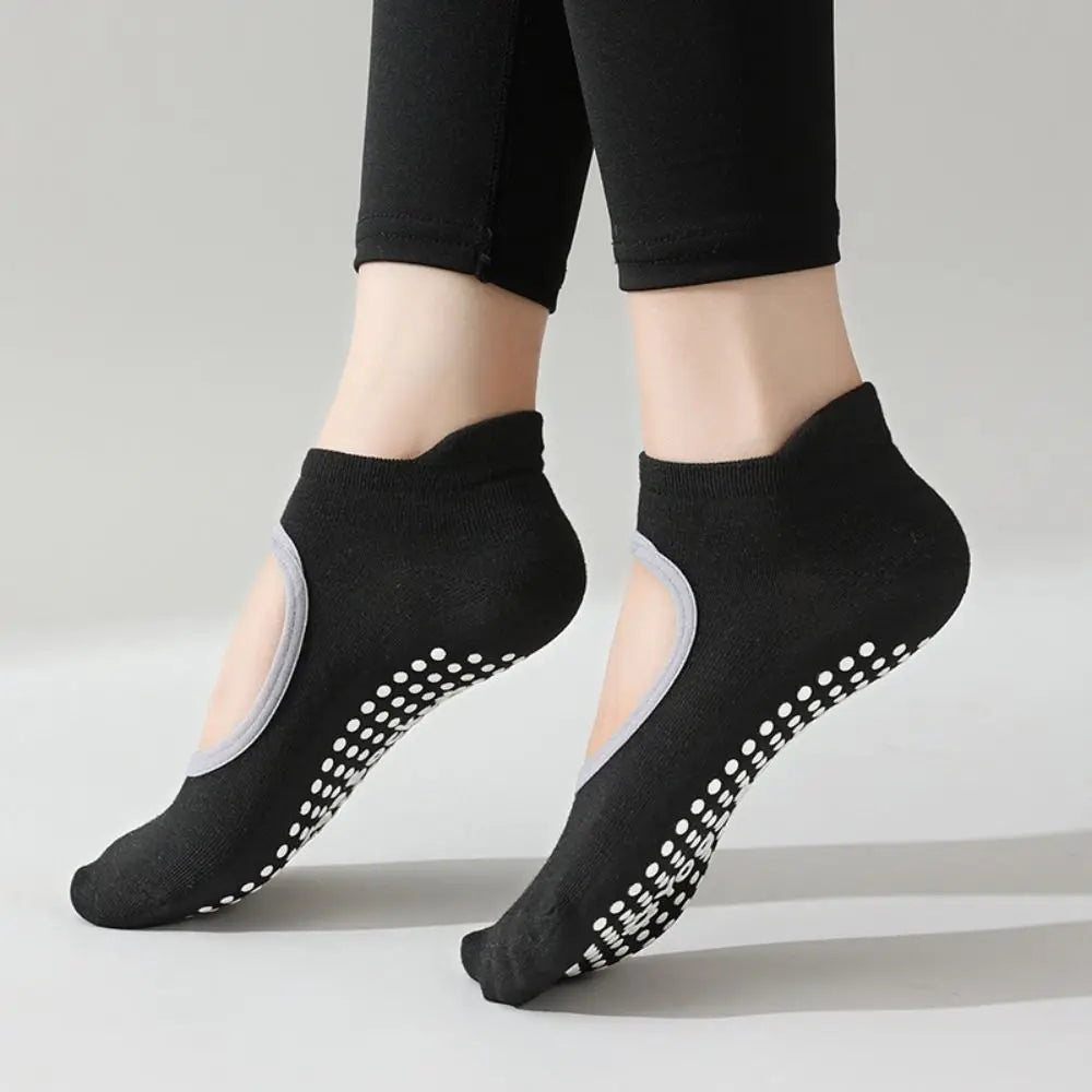 Comfortable Silicone Non Slip Yoga Socks Breathable Elastic Sports Socks Backless Pilates Socks Ladies