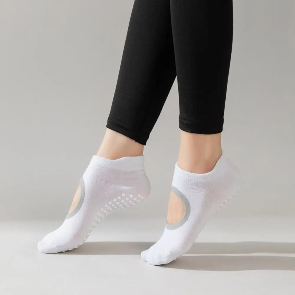 Comfortable Silicone Non Slip Yoga Socks Breathable Elastic Sports Socks Backless Pilates Socks Ladies